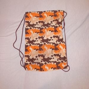 Comoflauge drawstring back pack